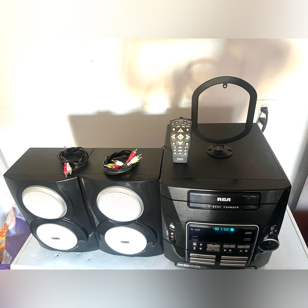 Vintage RCA 5-Disc Charger Player Speaker Remote and Manual RS2620 Conditions - Picture 4 of 7